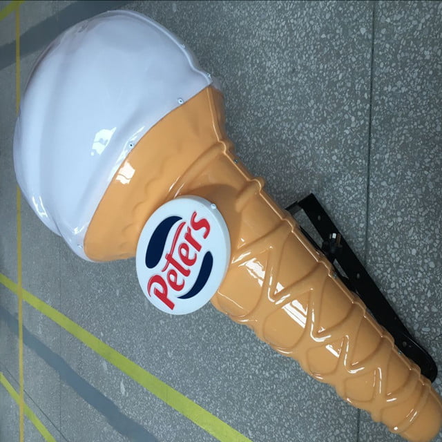 Ice Cream Shaped LED Light Box – Vacuum Formed Display Sign for Stores